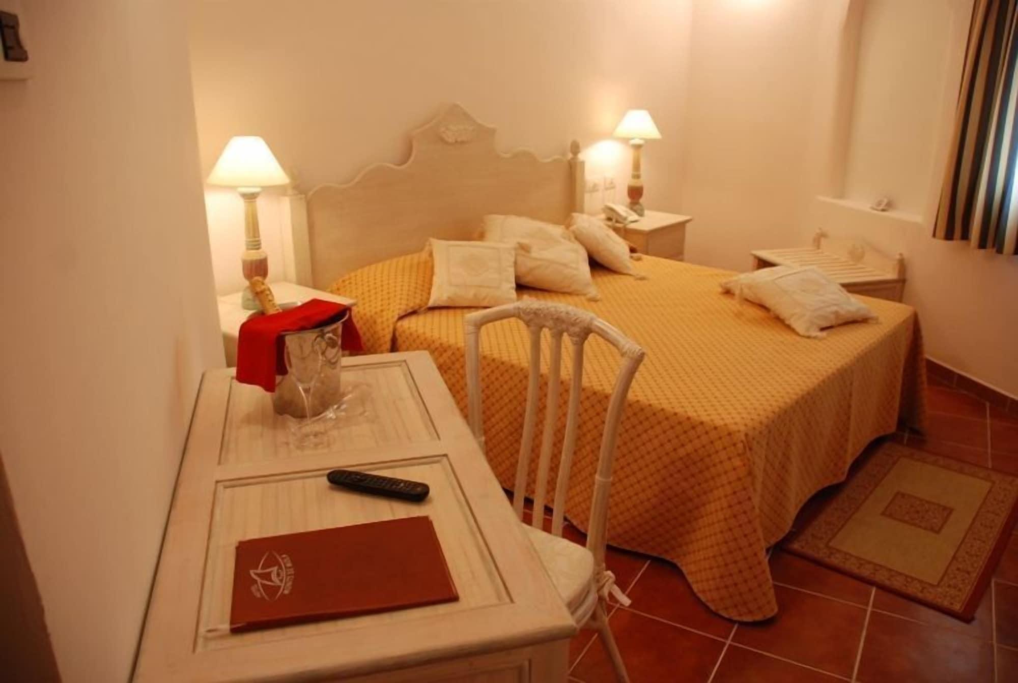 Hotel Monti Di Mola Porto Cervo Zewnętrze zdjęcie