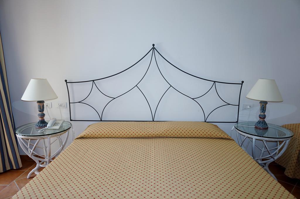 Hotel Monti Di Mola Porto Cervo Pokój zdjęcie